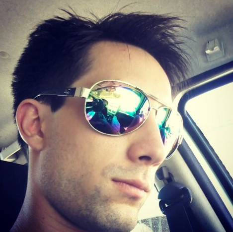 <em>Stiven Rosales </em>