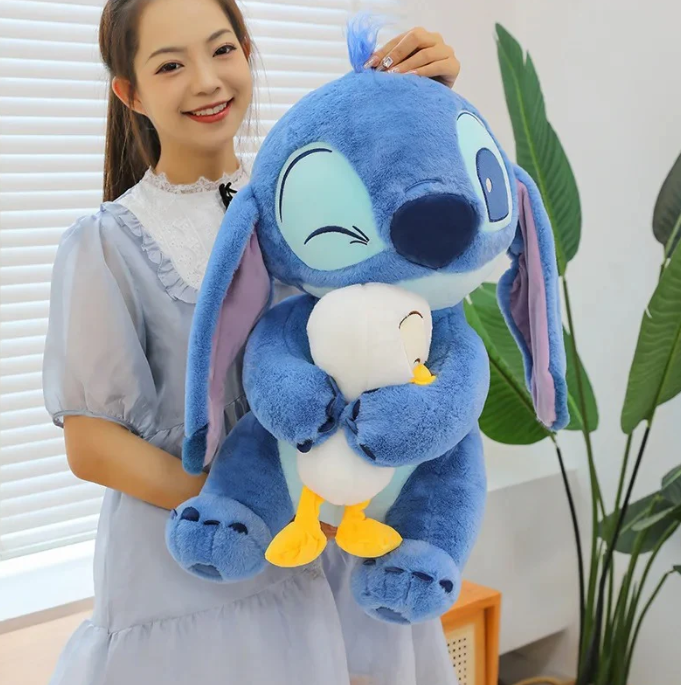 STITCH CON PATO 75 CM + TARJETA DE AMOR GRATIS🎁🍿🎬💙